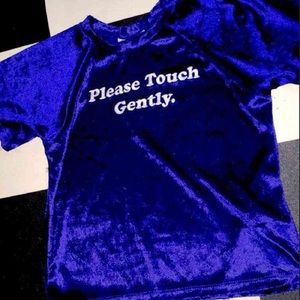 Omighty Touch Gently Velvet Cropped Top